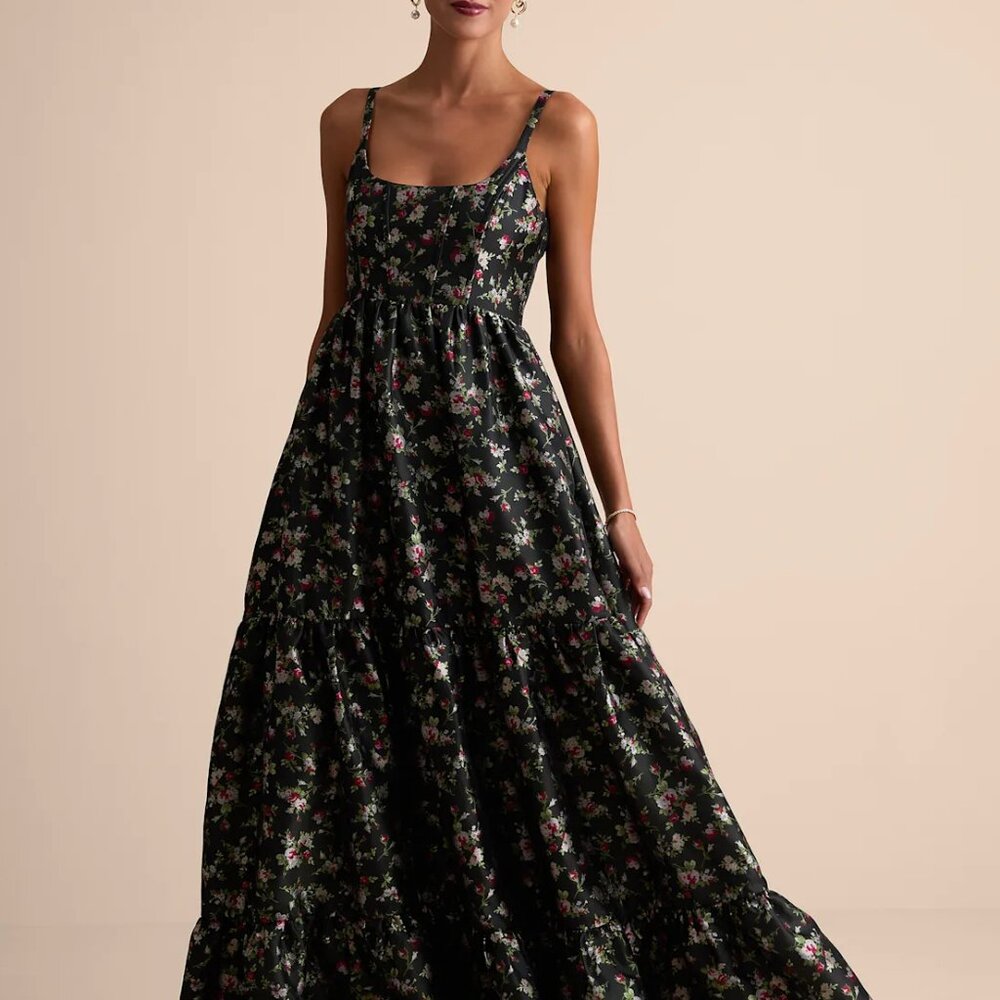 Lulu's Black Floral Maxi Dress